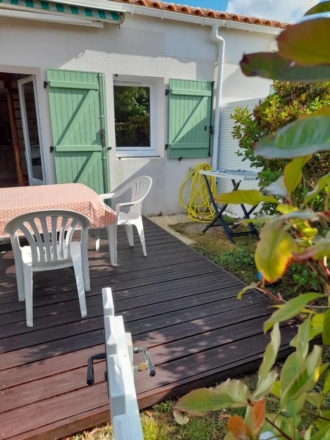 Maisonnette A Deux Pas De La Plage Dans Residence Calme La Tranche-sur-Mer Luaran gambar